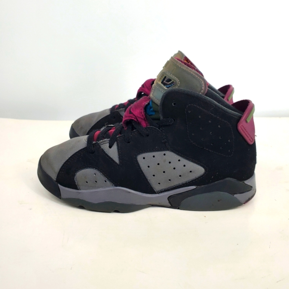 Air Jordan Retro 6 Bordeaux PS Size 2 Youth Shoes 384666-063 Black Sneakers